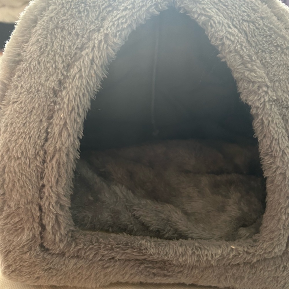Cozy Gray Pet Habitat